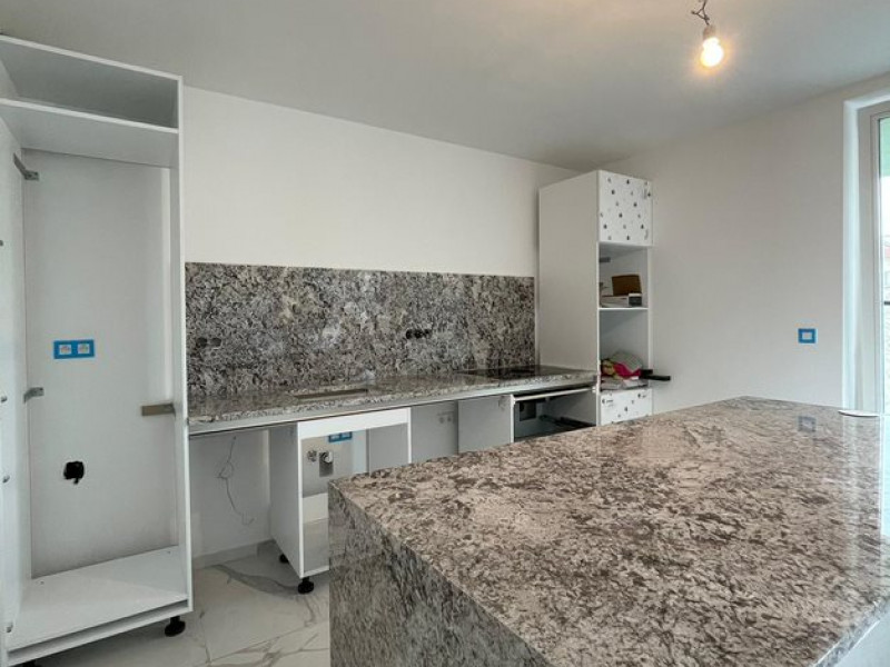 Kuchynská doska z kameňa 3