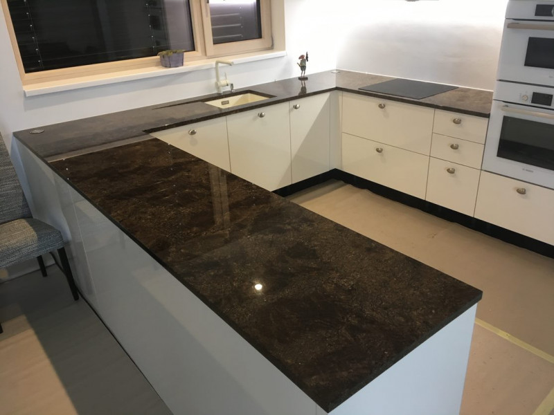 Kuchynská doska z kameňa 7